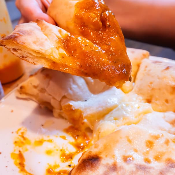 Stretchy Cheese Naan