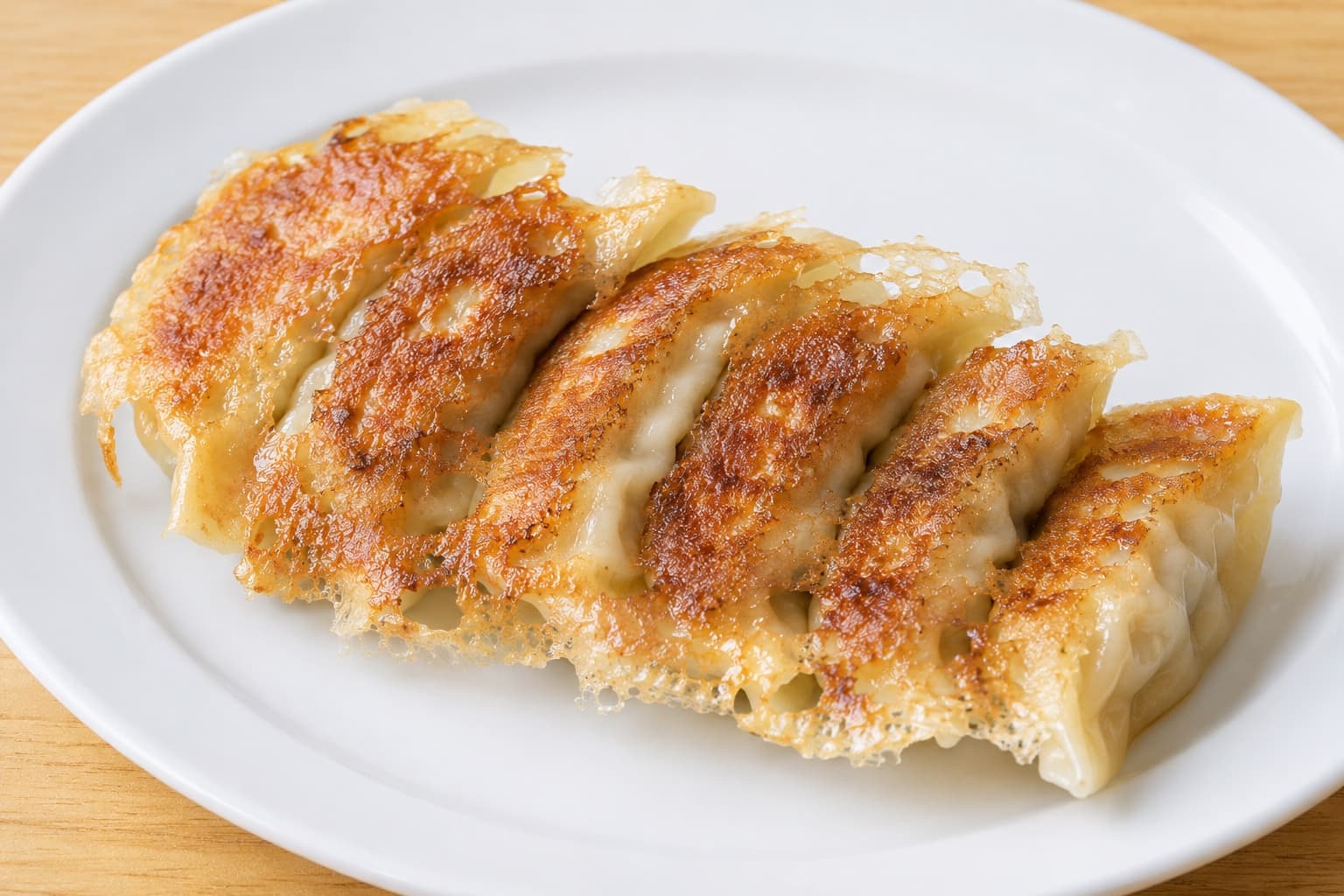 【名物◎手包み餃子と炭火焼鳥を堪能】鳥道自慢の『自家製餃子コース』《2時間飲み放題 全7品 3,300円》