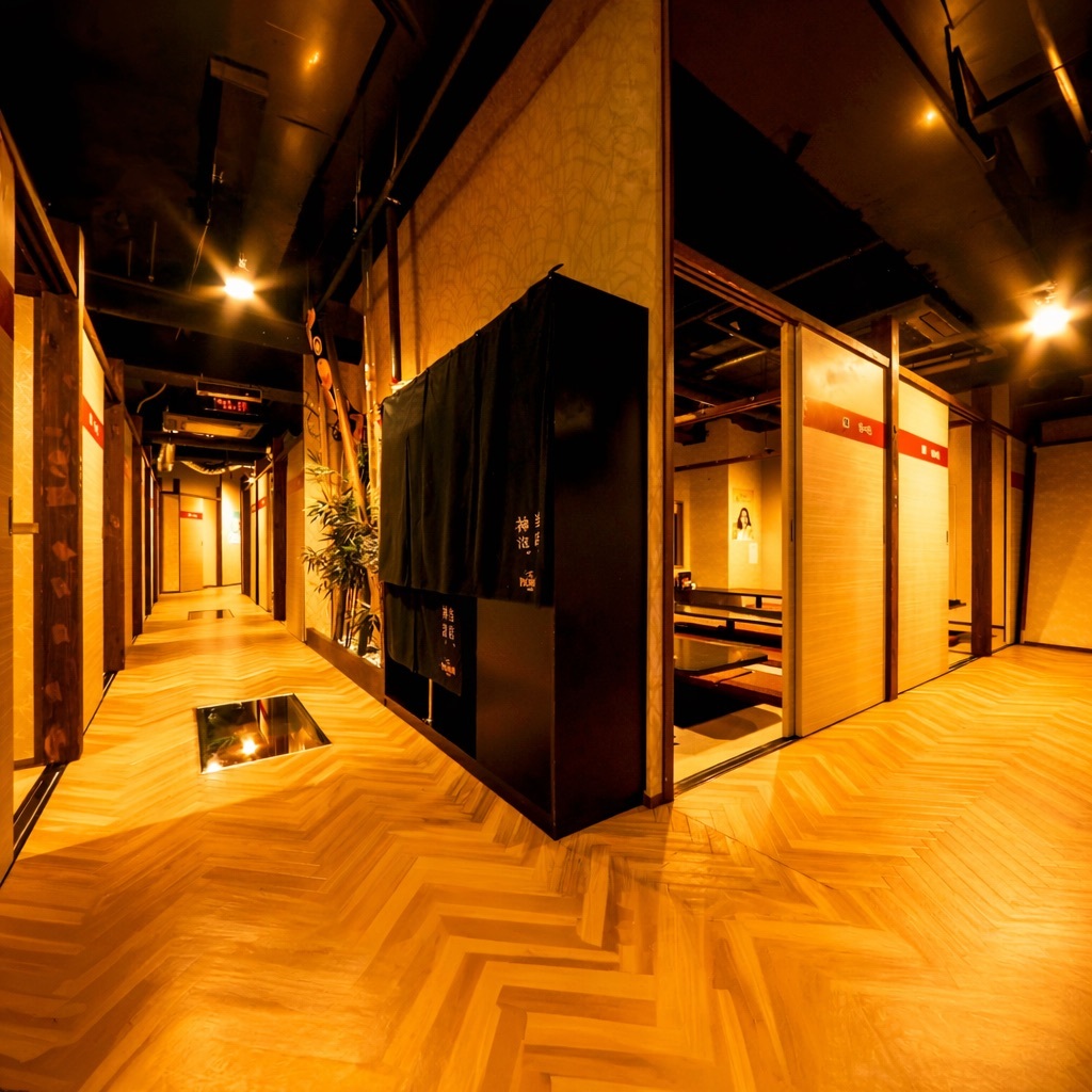 完全個室 大衆酒場みらい 亀戸店 完全個室が並ぶ通路(完全個室23卓・2〜20名)